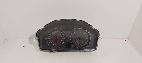 Volvo V50 Speedometer (instrument cluster) 31254776