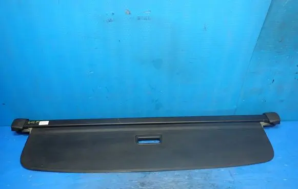 Volkswagen Golf V Parcel shelf load cover 