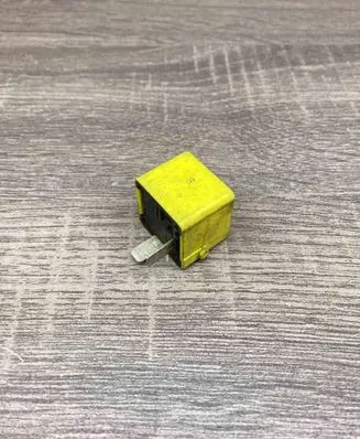 BMW 3 E36 Other relay 1379817 601624