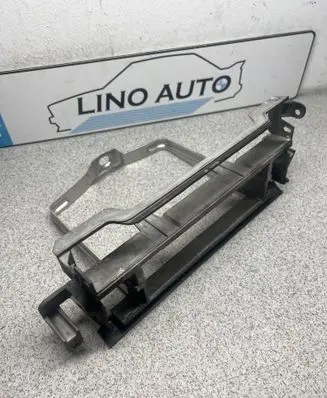 Radio/GPS head unit trim
