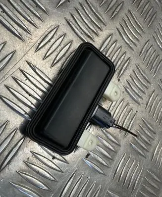 Tailgate opening switch