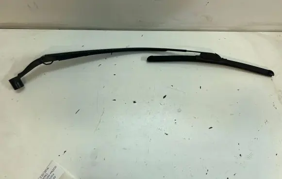 Mazda 2 Front wiper blade arm