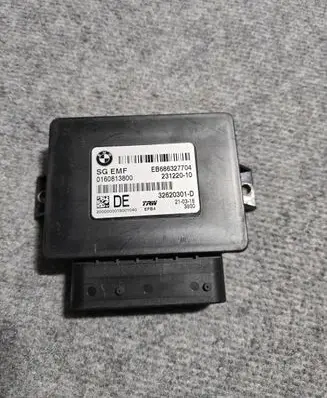 BMW X3 F25 Hand brake control module 6863277 0160813800 32620301D