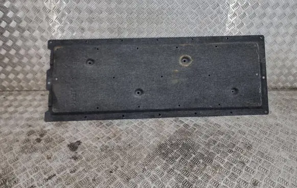 Nissan Ariya Center/middle under tray cover 