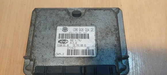 Volkswagen Polo Engine control unit/module ECU 036906034DE IAW4MV.DE 61600.681.00