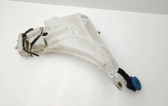 BMW 4 F36 Gran coupe Windshield washer fluid reservoir/tank 7241671