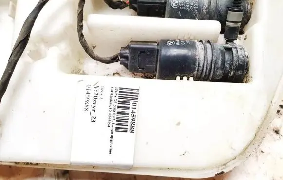 BMW X5 E70 Windscreen/windshield washer pump 8362154 008017 8362154008017