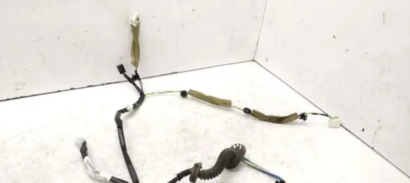 Suzuki SX4 S-Cross Rear door wiring loom 3675161M00