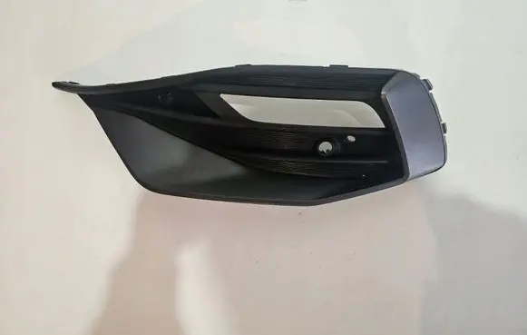 Seat Leon IV Front bumper lower grill 5FA853665E