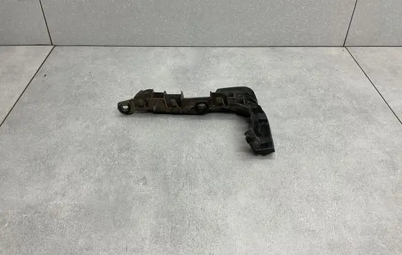 Audi A3 S3 8V Front bumper mounting bracket 8V3807183B