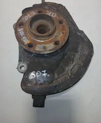 Volvo V70 Front wheel hub