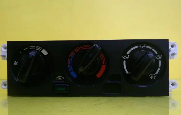 Nissan Almera Interior fan control switch 