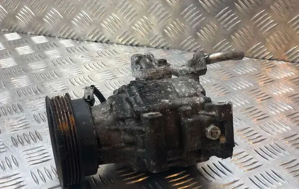 Toyota Corolla E120 E130 Air conditioning (A/C) compressor (pump) 06C447220