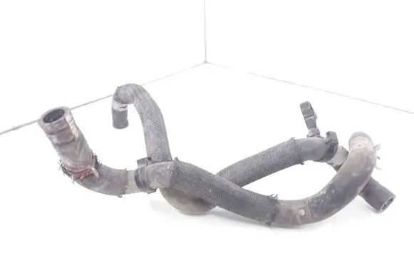 Toyota RAV 4 (XA30) Engine coolant pipe/hose
