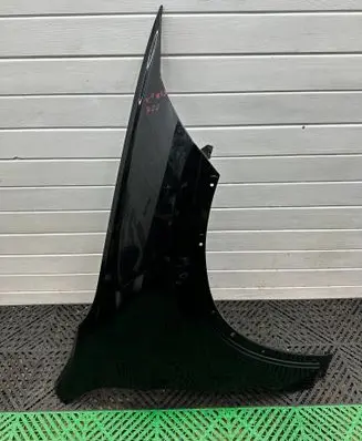 BMW X1 F48 F49 Fender 74298478