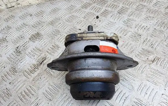 Land Rover Range Rover Sport L320 Engine mount bracket KKB500441G