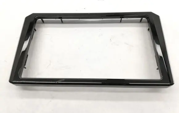 Radio/GPS head unit trim