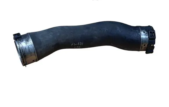 BMW 1 F20 F21 Intercooler hose/pipe 521108A