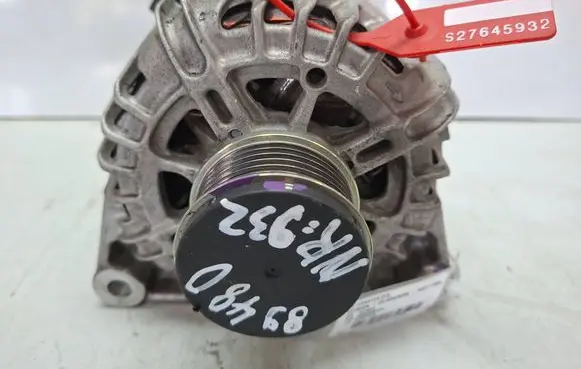 Peugeot 208 I Generator/alternator S27645932 9835689480