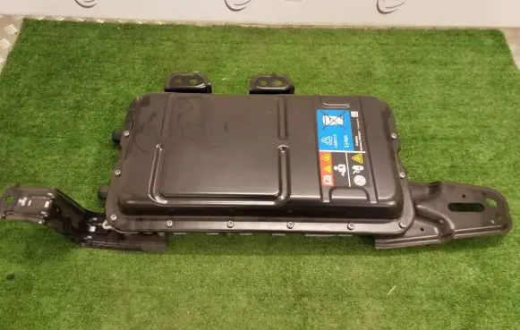 Ford Kuga III Hybrid / electric car battery LX6810C700AC MMX6810B759CH LX6810C699AA