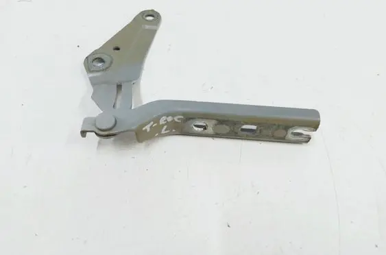 Engine bonnet/hood hinges