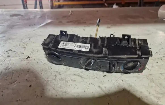 Mercedes-Benz Sprinter W906 Climate control unit A9068300485KZ