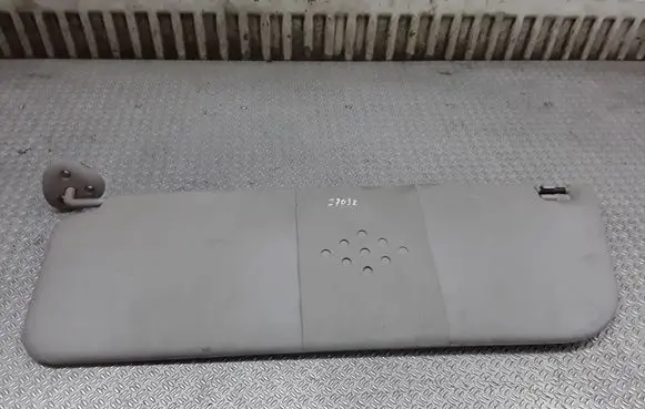 Sun visor