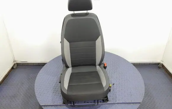 Skoda Rapid (NH) Front passenger seat 