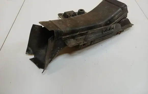 BMW 3 E46 Cabin air duct channel 51718197927