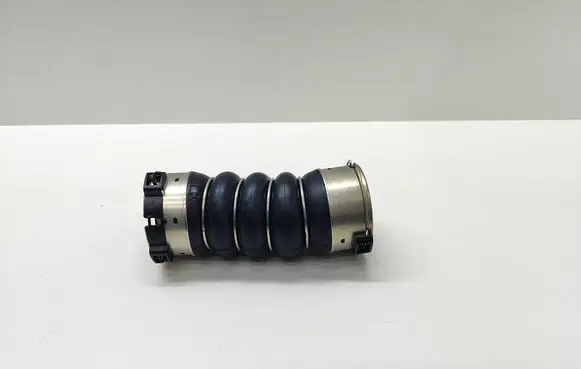 BMW 5 F10 F11 Intercooler hose/pipe 8513451 851345101 11279410