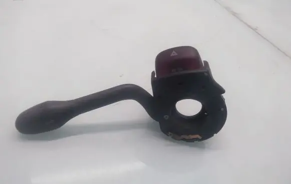 Volkswagen PASSAT B4 Indicator stalk 88S97