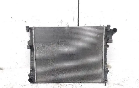 Opel Vivaro Coolant radiator
