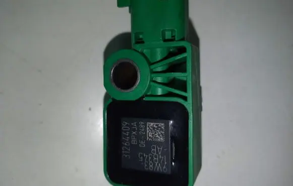 Volvo XC60 Airbag deployment crash/impact sensor 2489 31264409 9W8314B345AB
