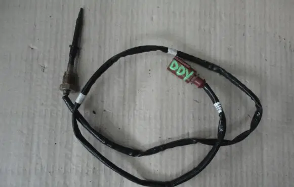 Audi A3 S3 8V Exhaust gas temperature sensor 04L906088DA