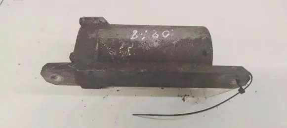 Ford Mondeo MK IV Engine mounting bracket 