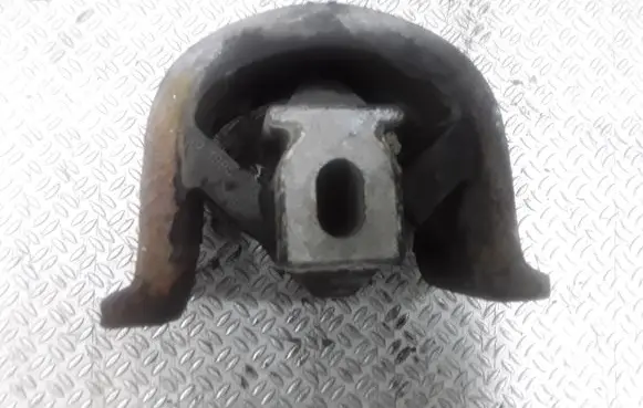 Volkswagen Multivan T5 Engine mount bracket HO199848B