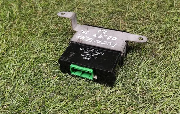 Opel Frontera B ABS control unit/module 8971659580 G8D704V