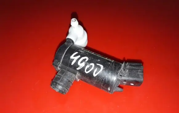 SsangYong Korando Windscreen/windshield washer pump 7841334000