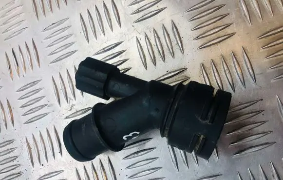 Audi TT Mk1 Engine coolant pipe/hose 1J0121619H