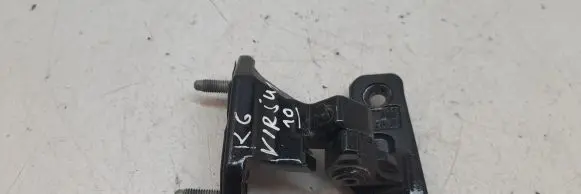 Rear door upper hinge