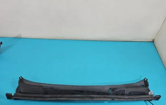 Wiper trim