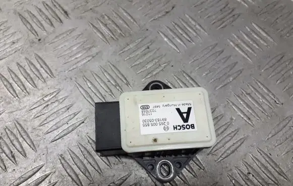 Toyota Avensis T250 ESP (stability system) control unit 89183-05030