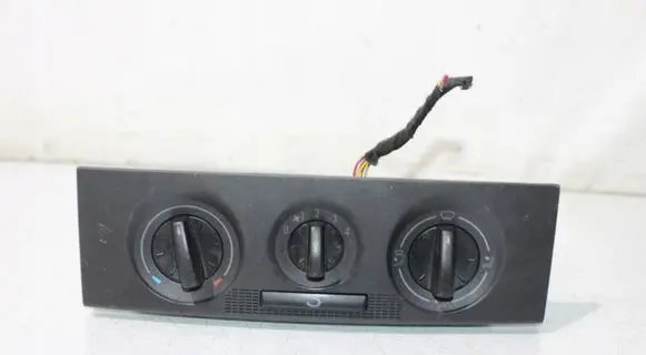 Skoda Fabia Mk1 (6Y) Climate control unit 6Y0819045H