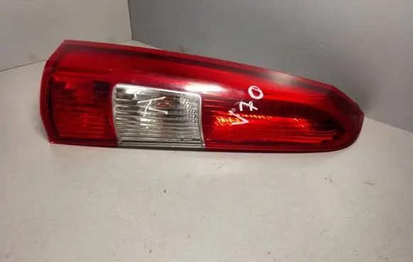 Volvo V70 Rear/tail lights 9154493