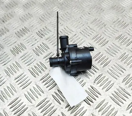Volkswagen T-Roc Electric auxiliary coolant/water pump 5Q0965567N