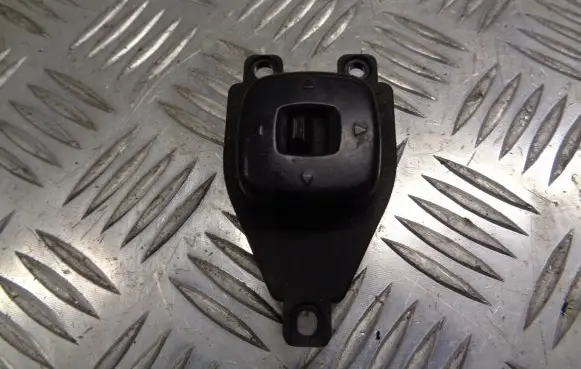 Mazda 3 I Wing mirror switch BJOE66600