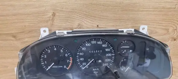 Mazda 323 F Speedometer (instrument cluster) BC6B55430