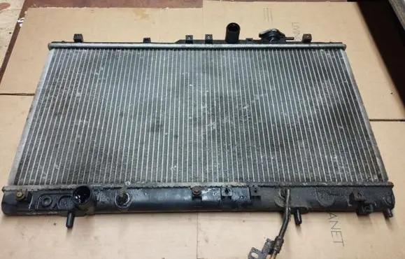 Coolant radiator