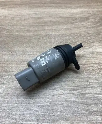 BMW 5 E60 E61 Windscreen/windshield washer pump 6934159 23557910