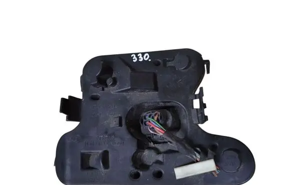 Audi A4 S4 B7 8E 8H Tail light bulb cover holder 153948